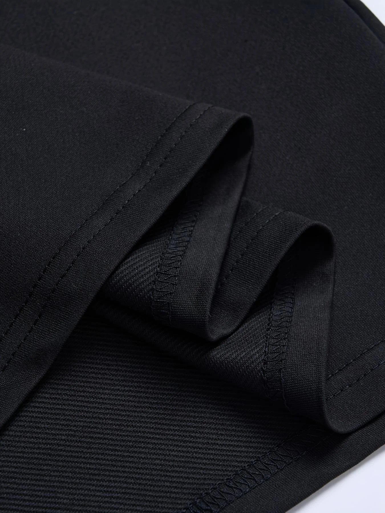 Men's casual round neck T-shirt with unique rabbit skull pattern - the perfect choice for summer - Image 5